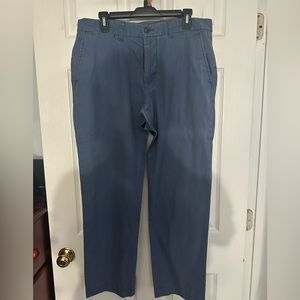 Men’s chinos pants